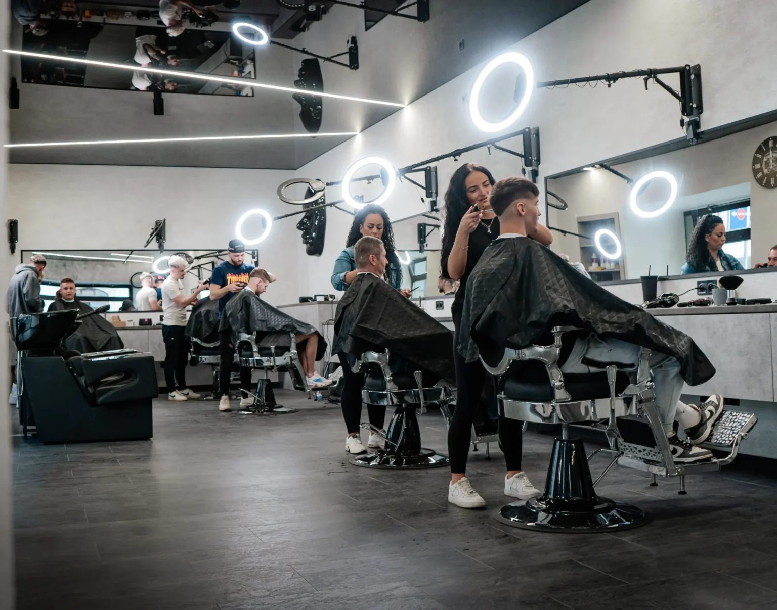 Champions Barber Přívozská — interiér